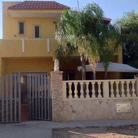 Ferienhaus Villetta Salento By Salento Com Sant Isidoro (Apulia)